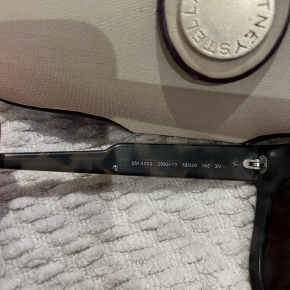 Stella McCartney Sunglasses - Vintage - Rare 🤩 - Picture 9 of 13